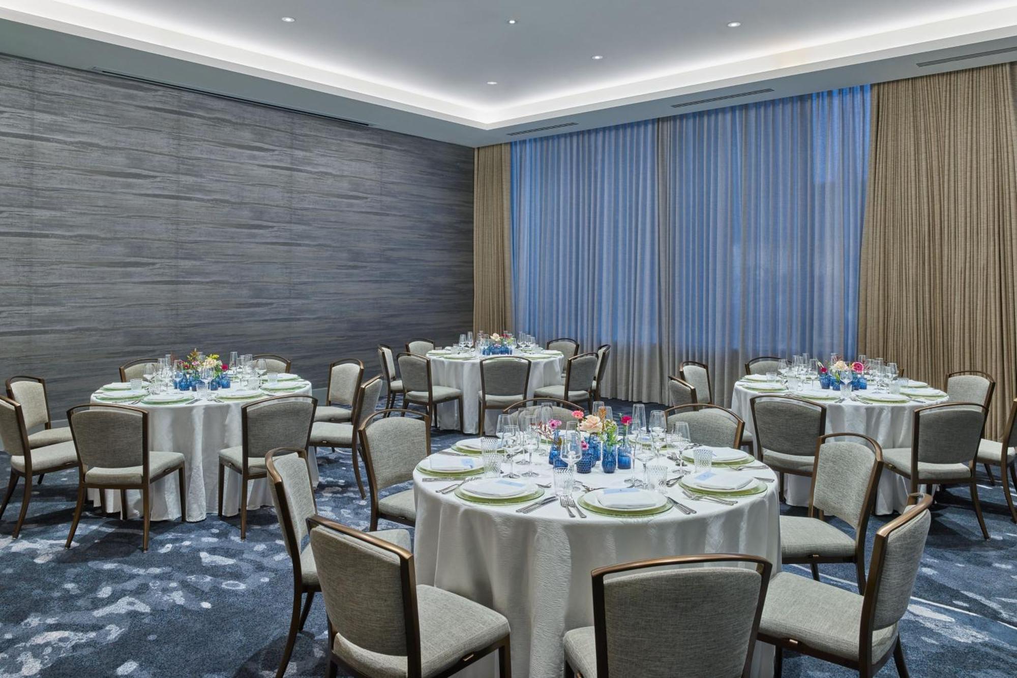Hotel The Ritz-carlton, 5*