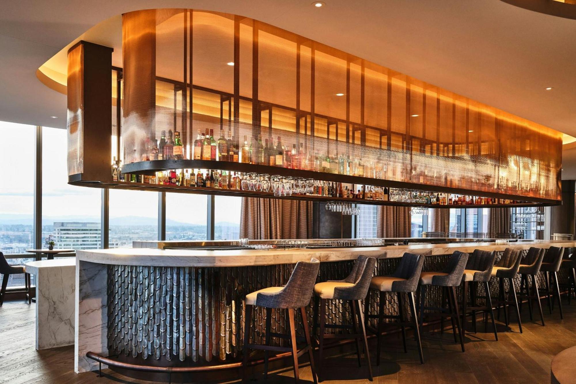 The Ritz-carlton,