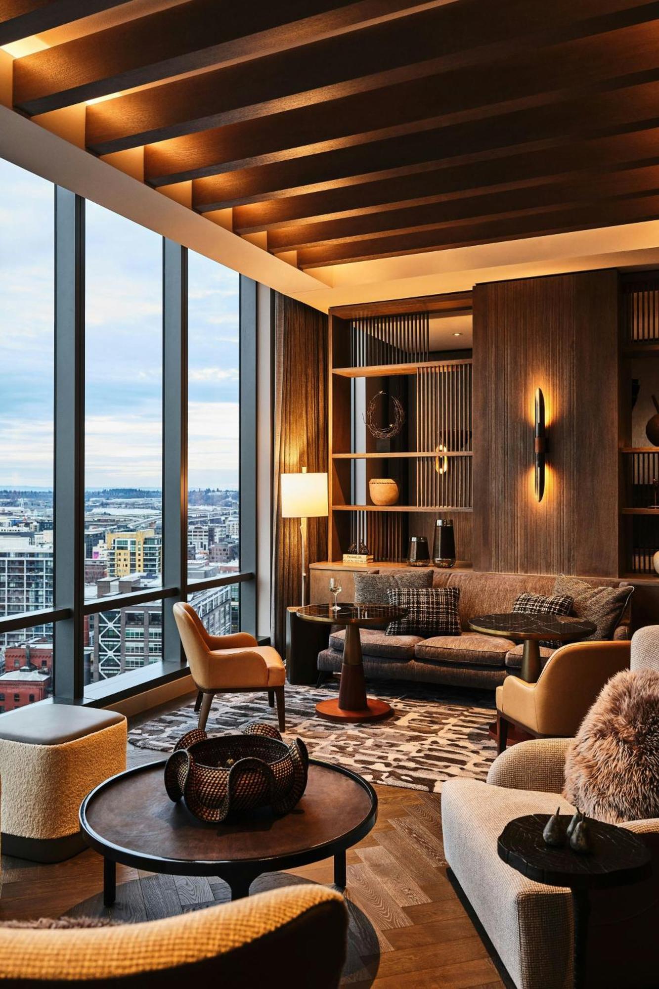 The Ritz-carlton, Hotel 5*